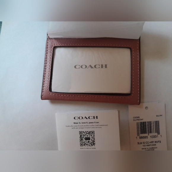 New Coach ID Card Case With Heart Rivets NWT 🩷 🩷 - Picture 8 of 10
